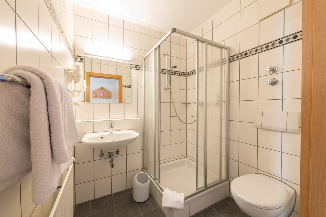 Residenz - Businesshotel เบนส์ไฮม์ ภายนอก รูปภาพ