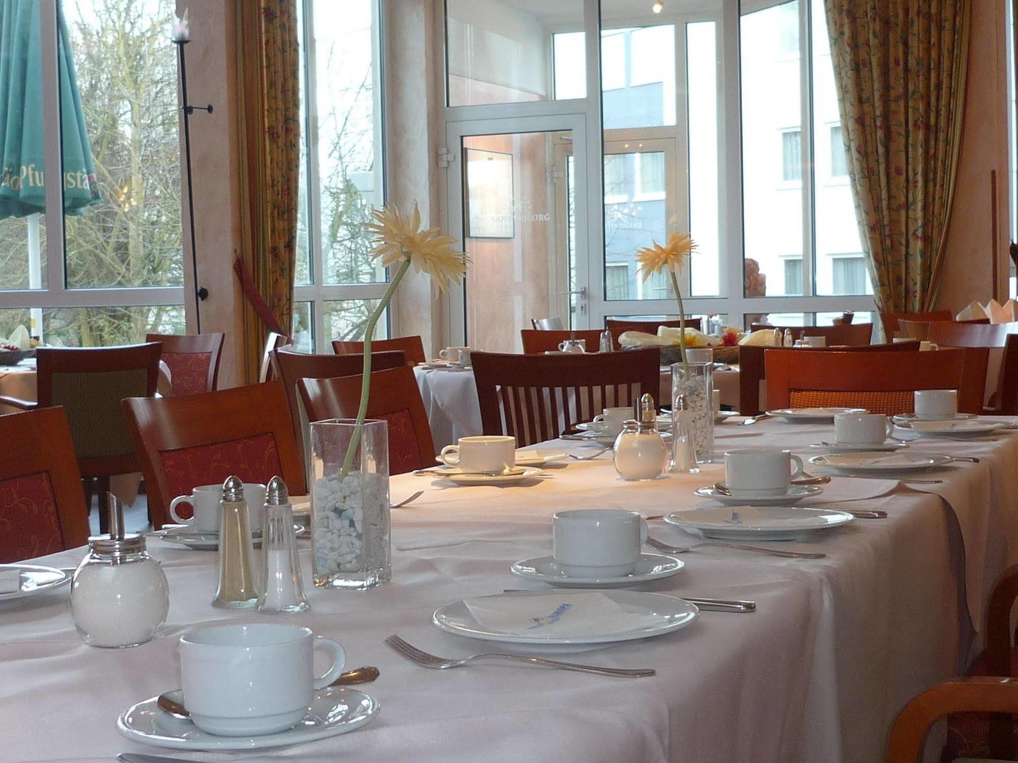 Residenz - Businesshotel เบนส์ไฮม์ ภายนอก รูปภาพ