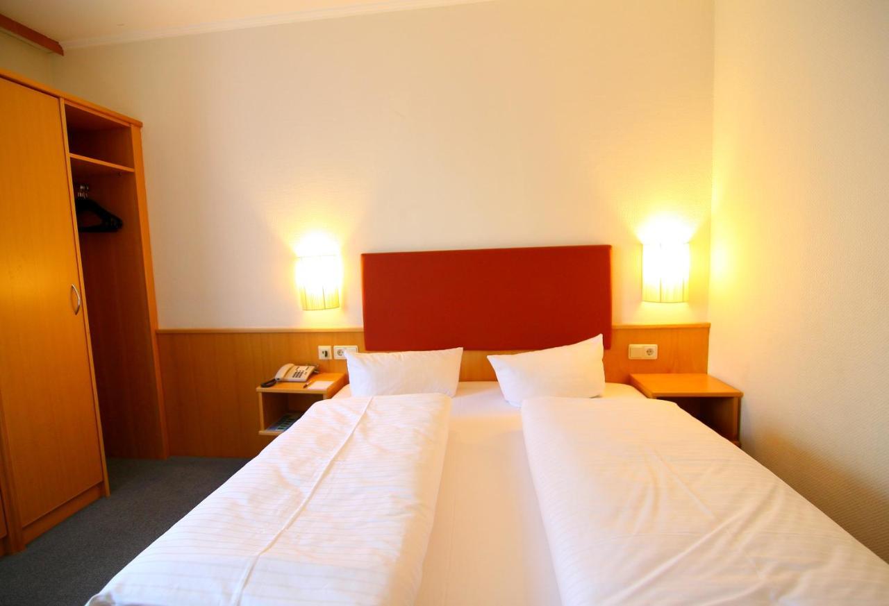 Residenz - Businesshotel เบนส์ไฮม์ ภายนอก รูปภาพ